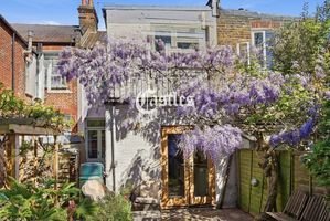 Photo 26- click for photo gallery